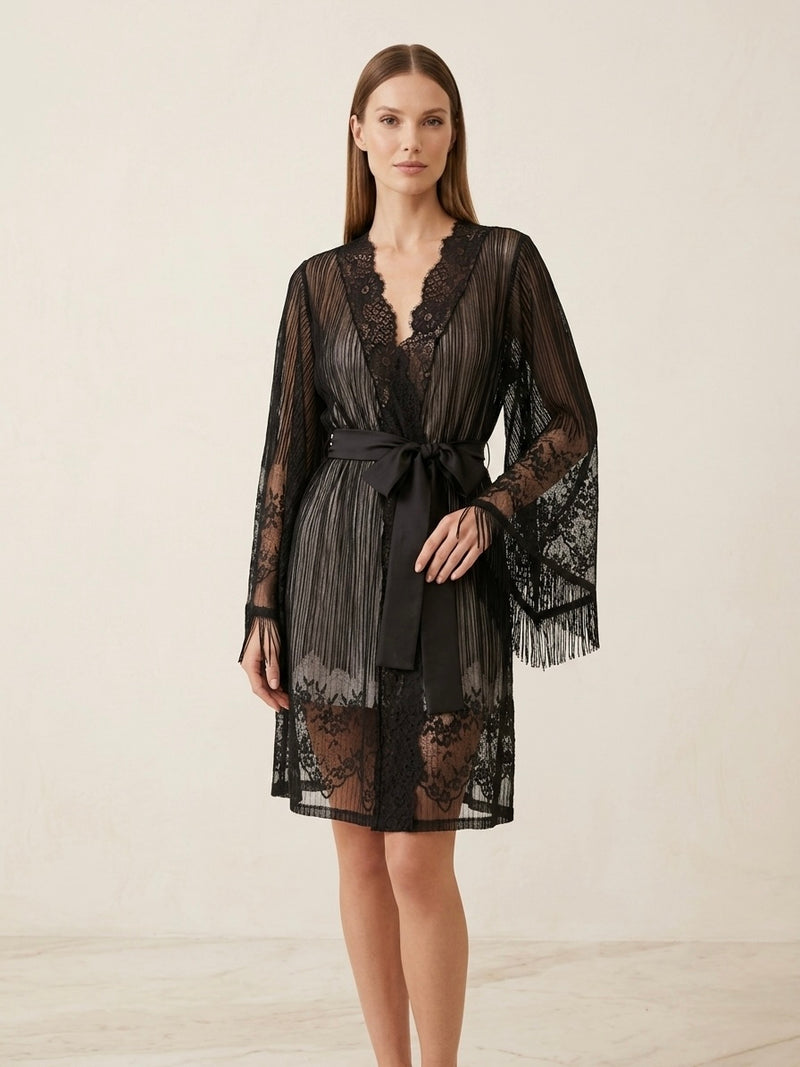 Robe Renda Francesa com Franjas Curto