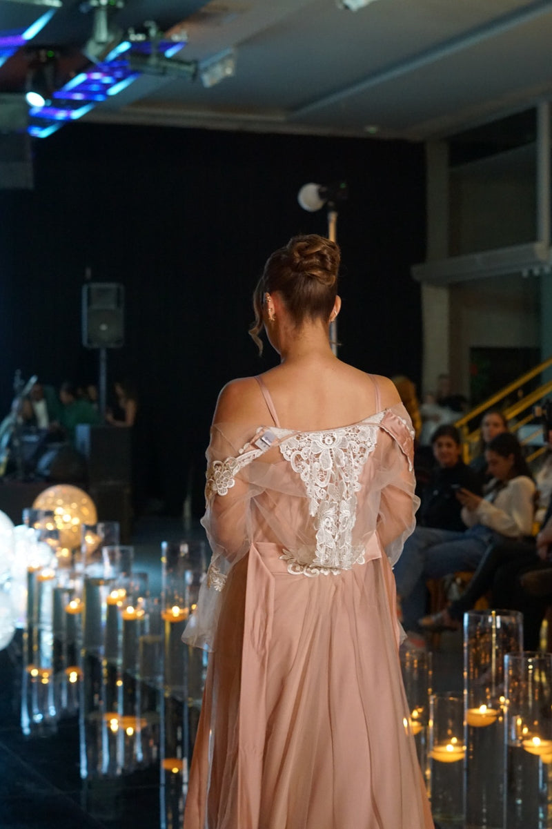 Robe Tule e Guipier