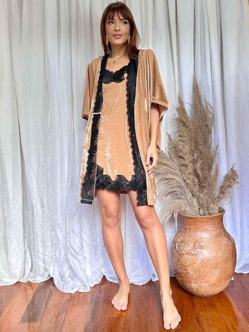 Camisola Veludo Lace