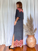 Kaftan Longa Estampa Quadrados com Floral