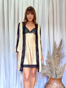 Robe Carminha dourado