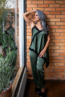 Pijama Assimétrico Verde Musgo Renda Preta