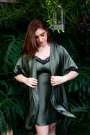 Robe Cetim Verde Musgo