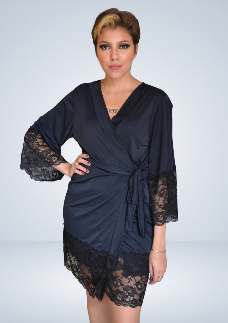 Robe Orquídea Preto Curto